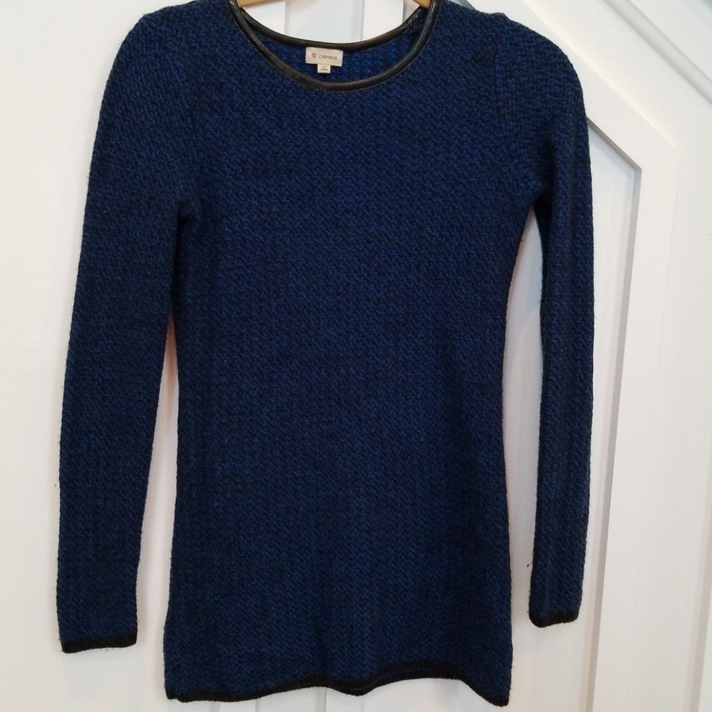 Cremuix sweater